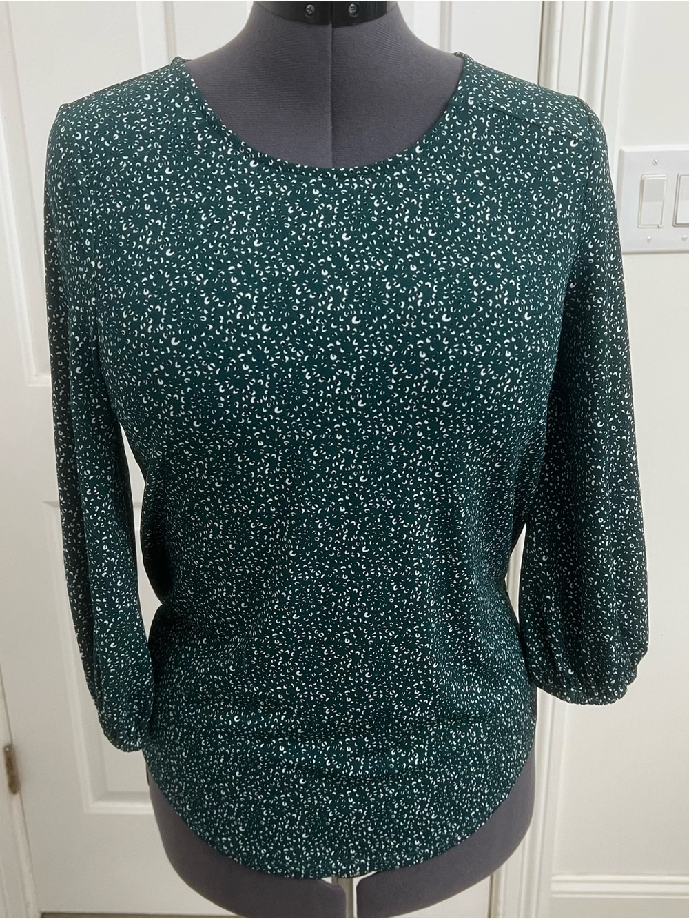 Elegant Green Speckled Women's Blouse